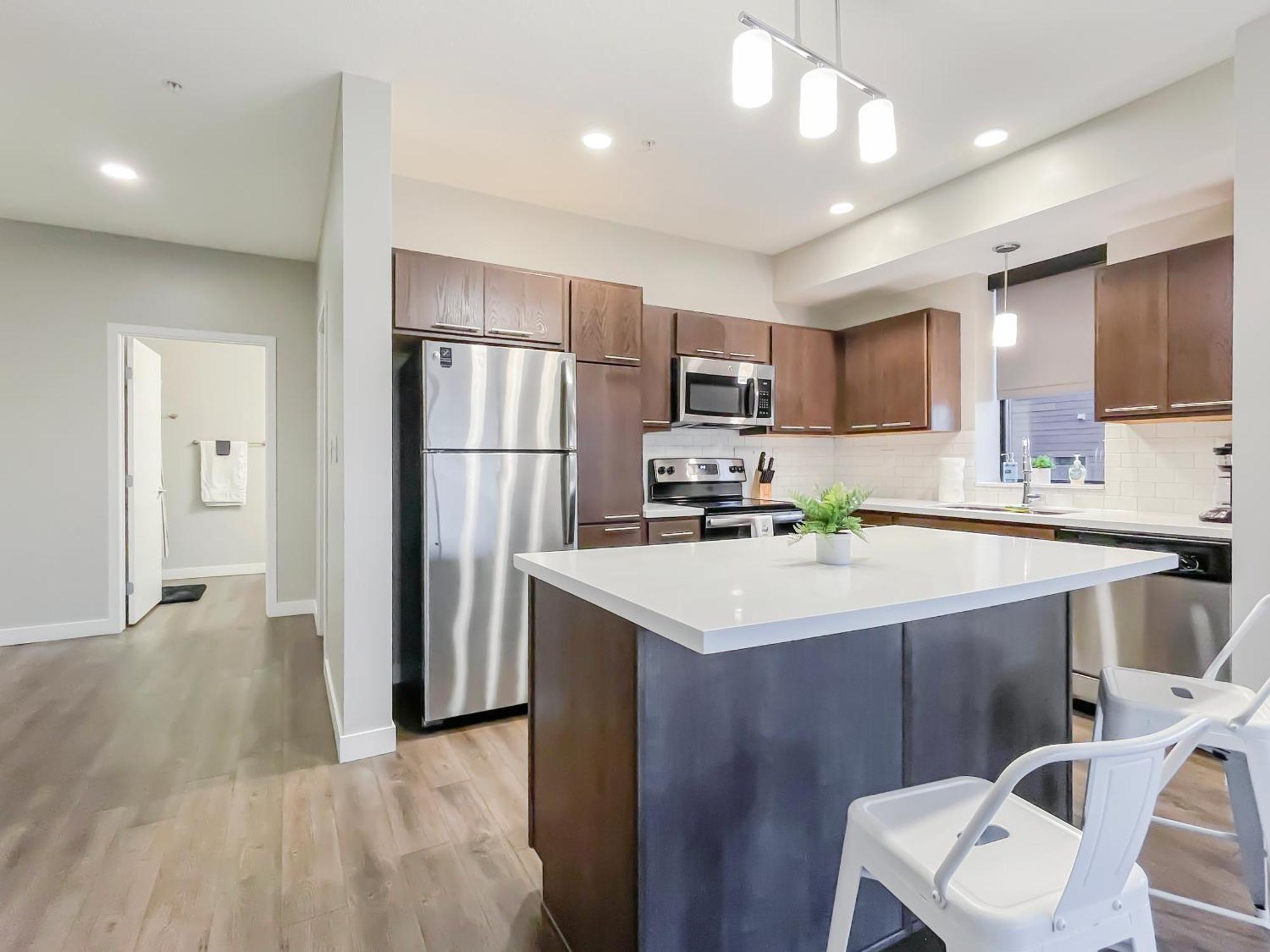 Large Downtown 2br -hot Tub-downtown! Apartment Des Moines